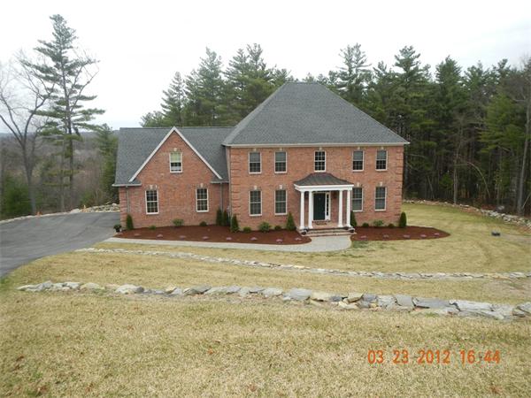 8 Squire Dr