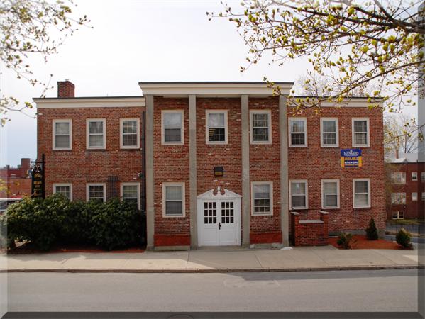 22 Woburn St