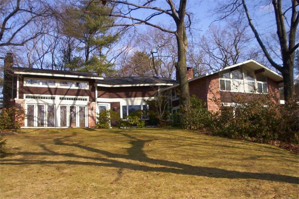  Winchester MA Open Houses | Open Homes | CPC Open Houses, One of Winchester's most desireable neighborhoods.   Large Lot and short distanc
