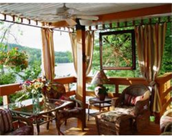 14 Upper River Road