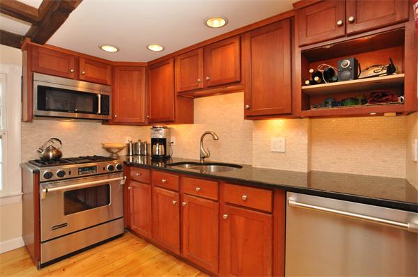 Photo of Bartlett St #11