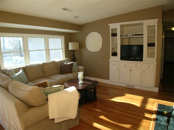14 Abbott Lane, Chelmsford, MA 01824, MLS #71329595