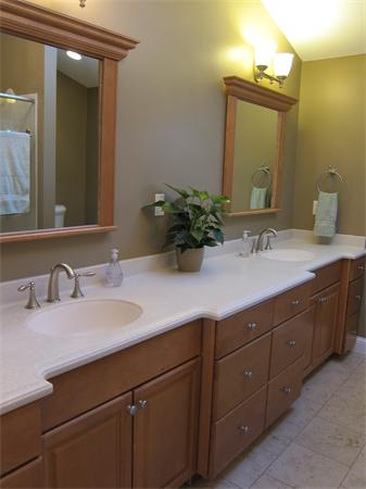 14 Abbott Lane, Chelmsford, MA 01824, MLS #71329595