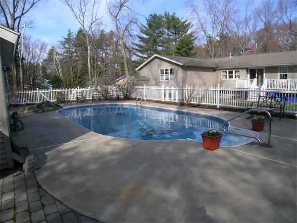 14 Abbott Lane, Chelmsford, MA 01824, MLS #71329595