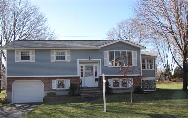 13 Dawn Dr, Chelmsford, MA 01824, MLS #71330126