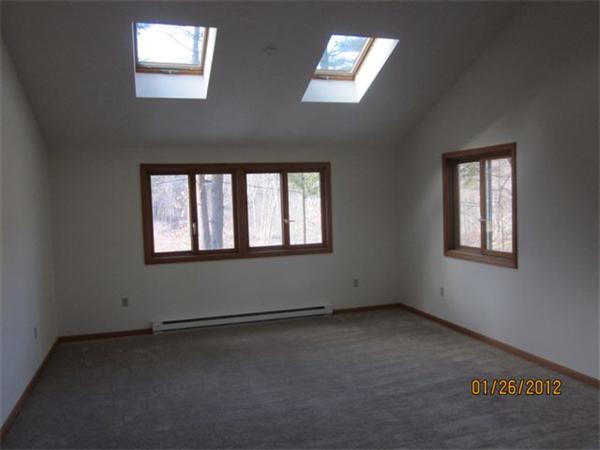 3 Oak hill Rd, Chelmsford, MA 01863, MLS #71331562