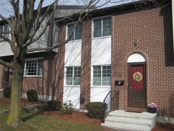 399 Pond Street