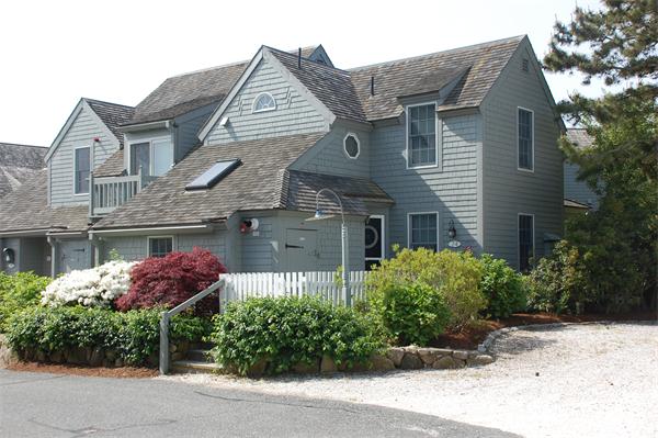 24 Hyannis Point Rd