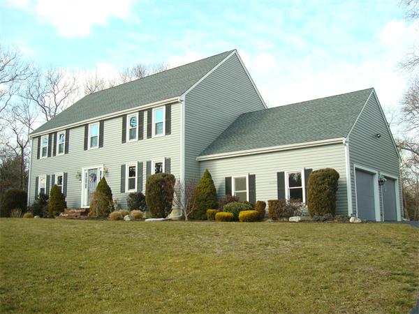 Single Family Home for Sale, ListingId:19058997, location: 36 Sherwood Lane Lakeville 02347