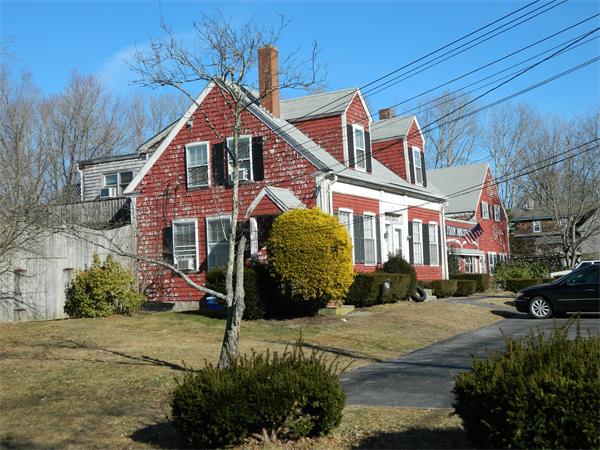 395 Plymouth Street