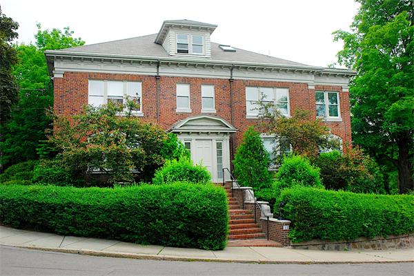 44 Rawson Rd