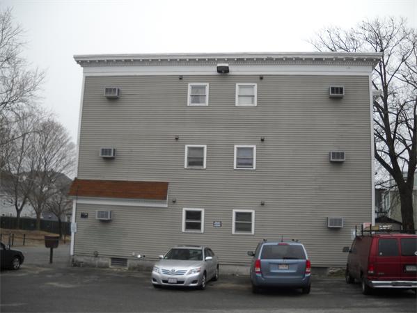 16 Chase St