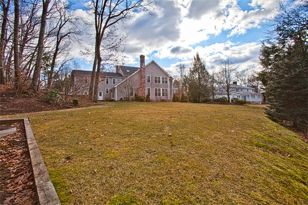 Falmouth Road, Wellesley, MA Photo #4