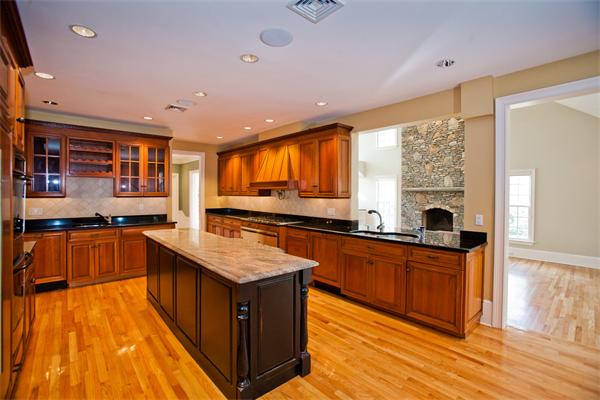 Falmouth Road, Wellesley, MA Photo #13