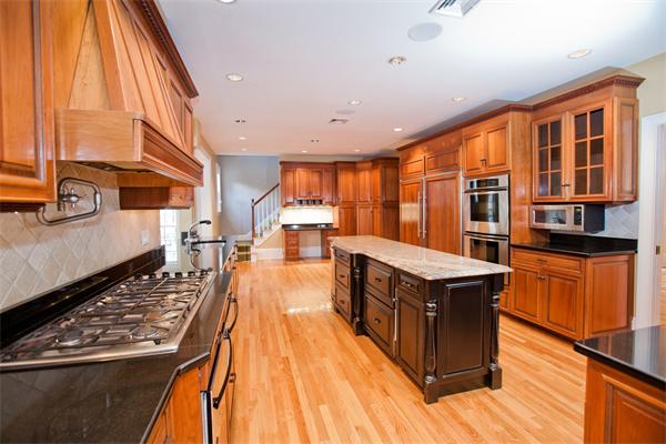 Falmouth Road, Wellesley, MA Photo #14