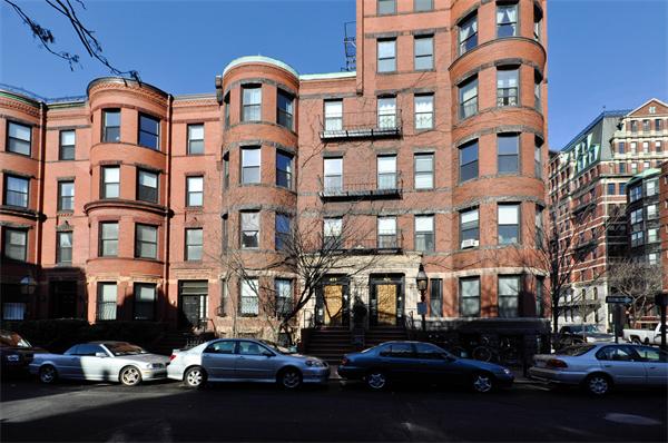  Boston MA Open Houses | Open Homes | CPC Open Houses, 2BR condo on highly coveted Marlborough St.  Super-sunny south facing home with 