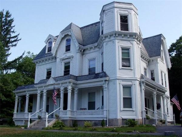 143 Main St