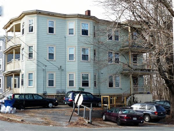 32 Hale St