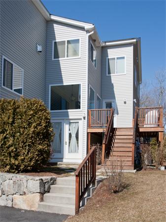 2904 Maple Brook Rd