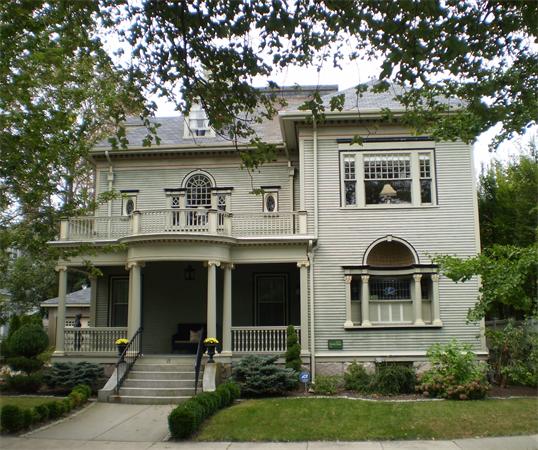 15 Arnold Place
