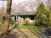 Pelham MA Real Estate Photo
