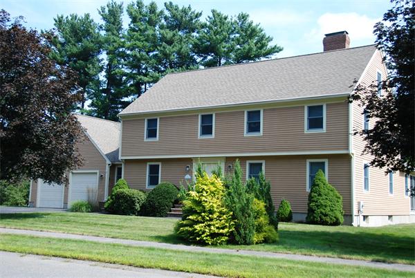 8 Riding Club Rd