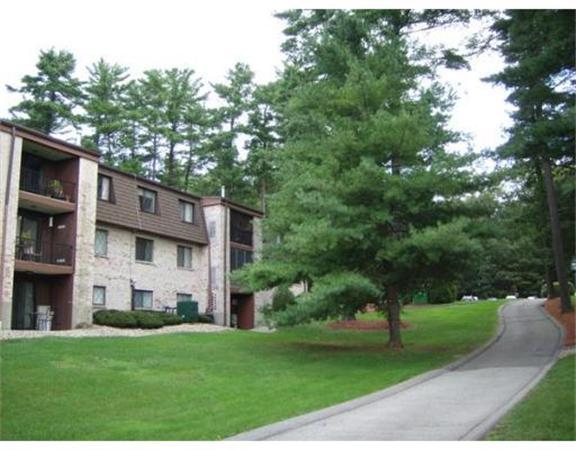 5 Greenbriar Dr
