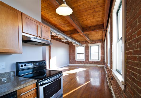 Lofts.com apartments, condos, coops, houses & commercial real estate - Lynn Lofts (Condo)