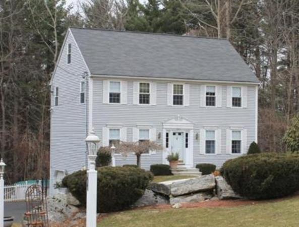 572 Dennison Dr