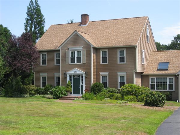 250 Crawford St