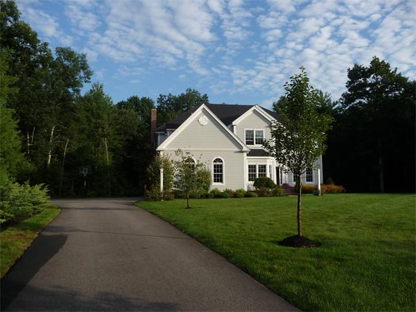 32 Fairway Dr