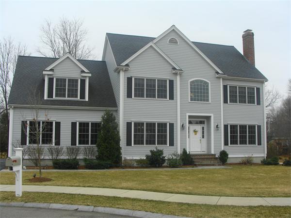 9 Suzanne Lane