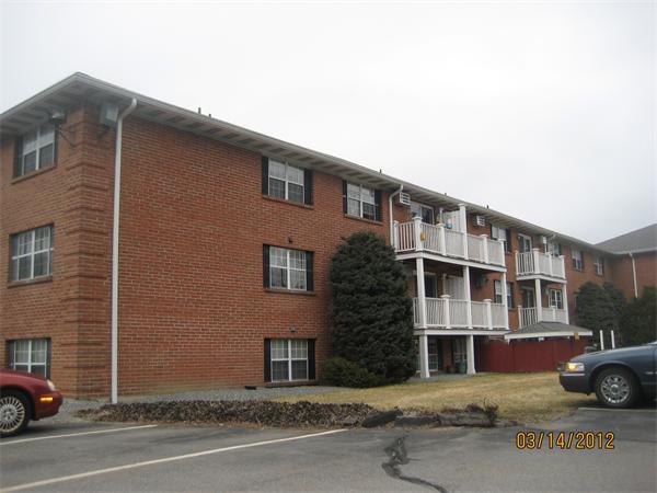 47 Leonard Rd
