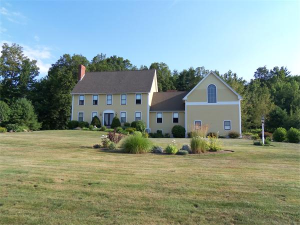 27 Birch Meadow