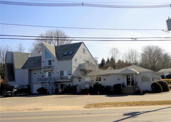 12 Old Common Rd