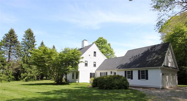 887 BAY ROAD