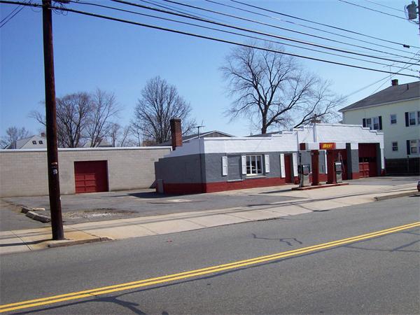 305 Eastern Ave