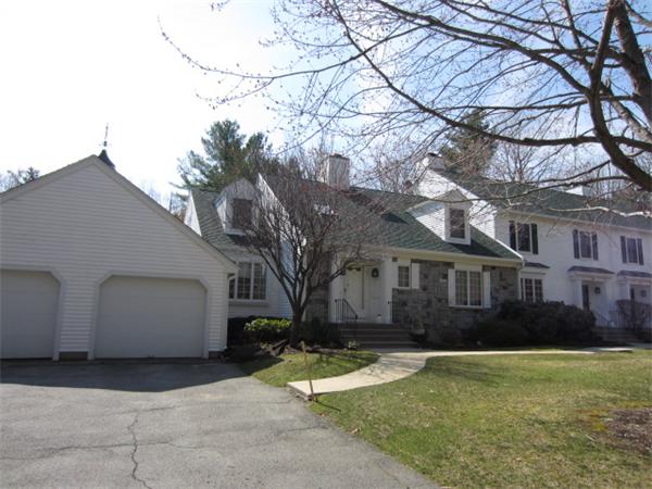25 Bartletts Reach
