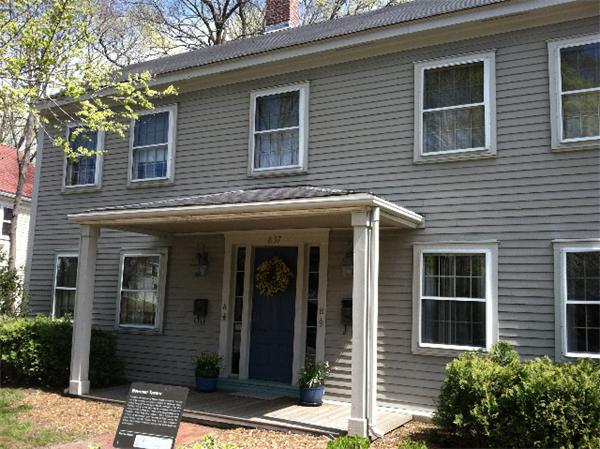 837 Massachusetts Ave
