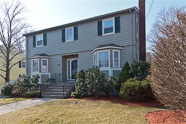  Winchester MA Open Houses | Open Homes | CPC Open Houses, Spacious 4+ Bd Colonial perfect for large or extended family. Walk one block to 