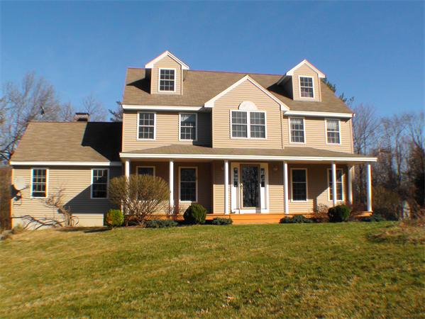 3 Hillcrest Dr