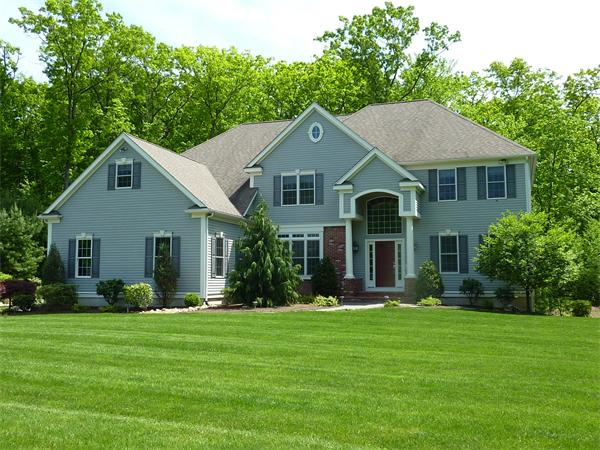 3 Kingsbury Drive