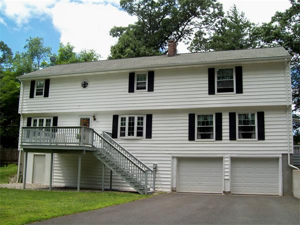 140 Ridgeway Dr
