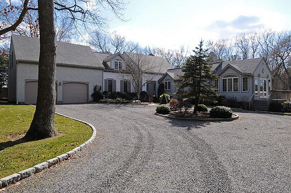 351 Hollidge Hill Road