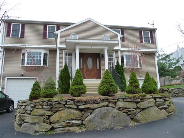 9 Ansonia Rd