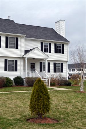 8 Leah Cir