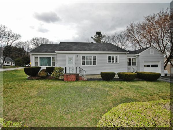  Methuen MA Open Houses | Open Homes | CPC Open Houses, Custom built Ranch - great open floor plan.  Sunny kitchen opens to large living
