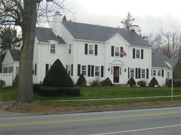 1130 Main Street