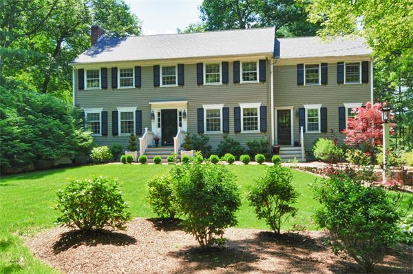 34 McGregor Dr