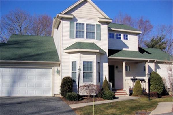 6 Village Cir